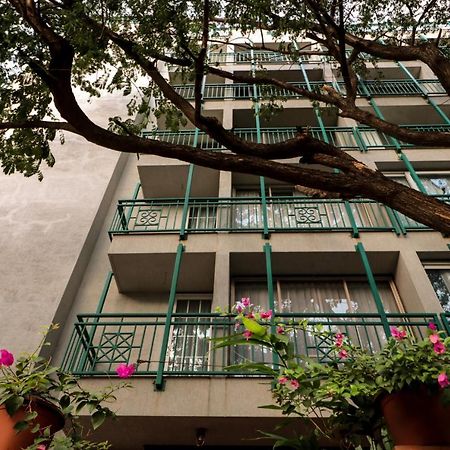 Bougainvilla Apartment Сурат Экстерьер фото