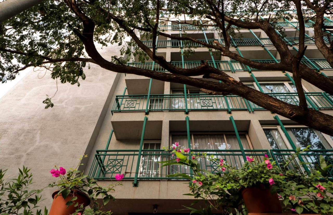 Bougainvilla Apartment Сурат Экстерьер фото