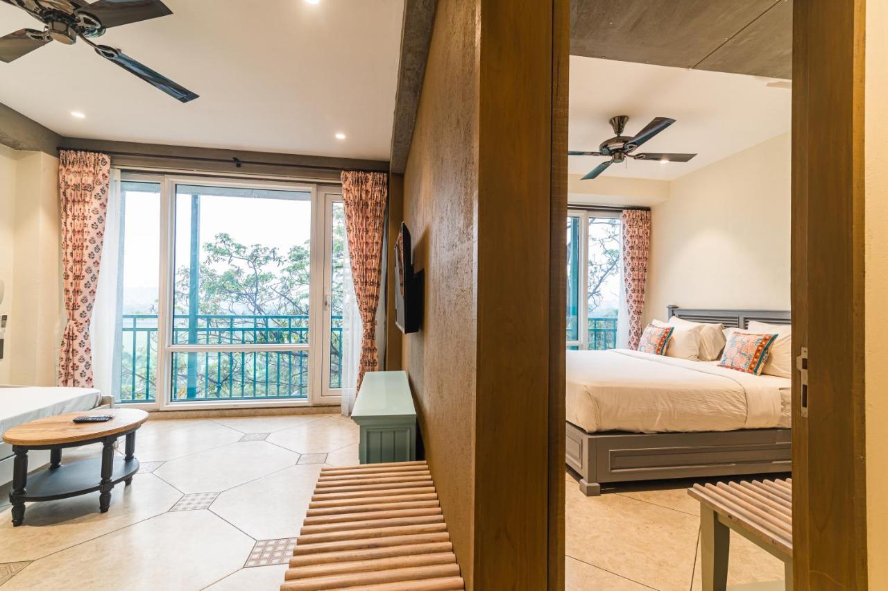 Bougainvilla Apartment Сурат Экстерьер фото